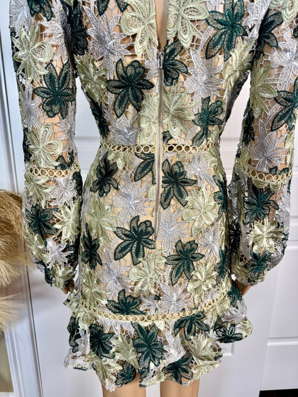 GREEN AND CREAM LONG SLEEVE FLORAL MINI DRESS WITH CROCHET AND LACE DETAILS - Picture 12 of 13